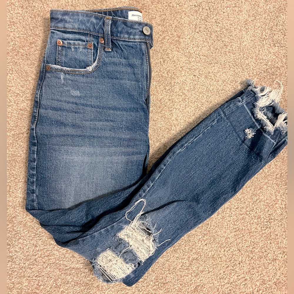 Abercrombie & Fitch Skinny High Rise Distressed Denim Pants